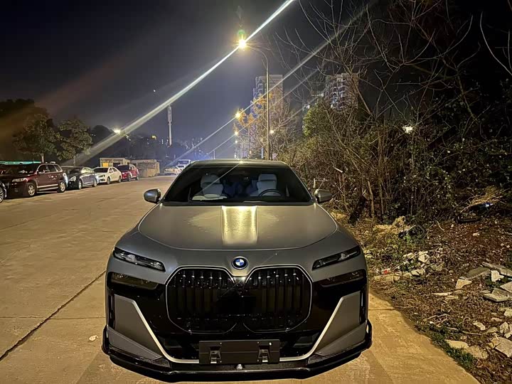 BMW i7 2023 2023款 xDrive60L M运动套装