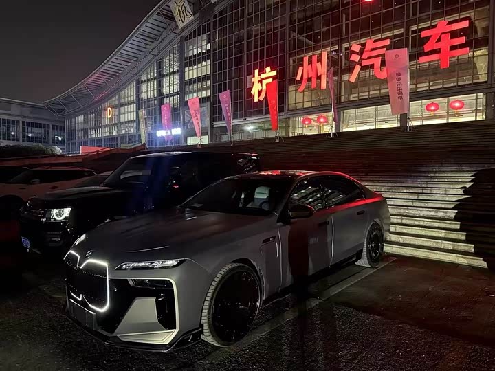 BMW i7 2023 2023款 xDrive60L M运动套装