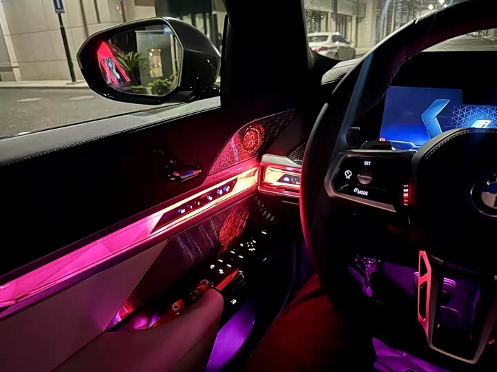 BMW i7 2023 2023款 xDrive60L M运动套装