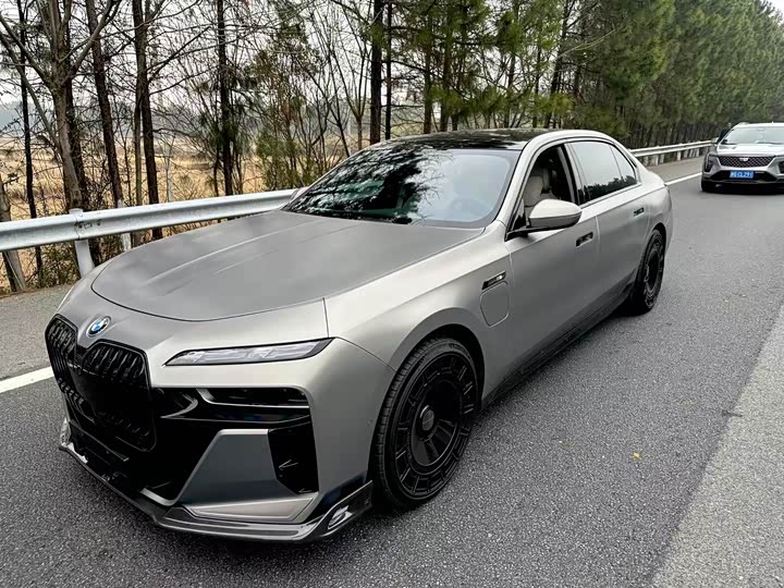 BMW i7 2023 2023款 xDrive60L M运动套装