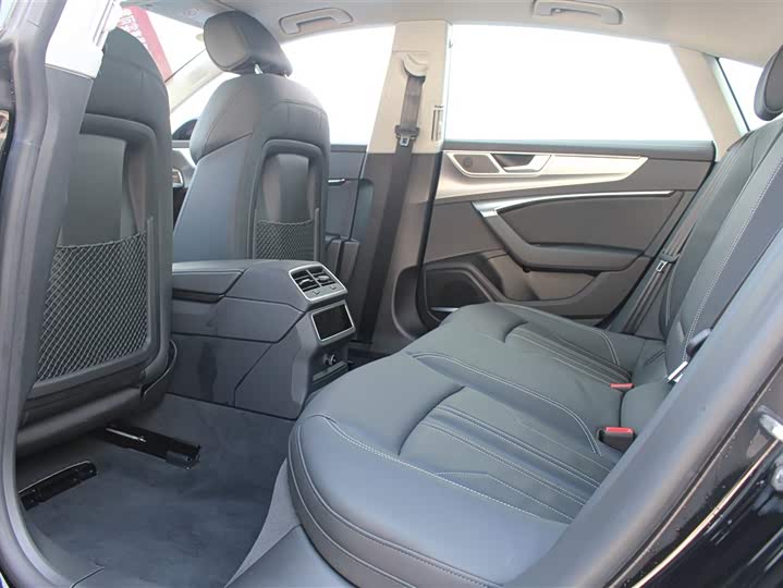 Audi A7 2024 2024款 45 TFSI 臻选型