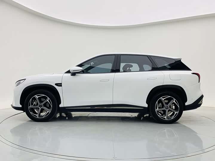 Hozon L 2024 2024款 增程 220 闪充版