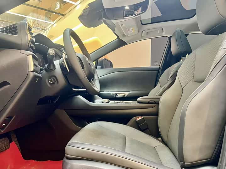 Lexus RZ 2023 2023款 450e 四驱纵享版