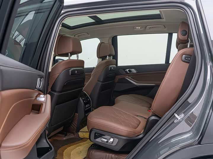 BMW X7 2023 2023款 xDrive40i 领先型豪华套装