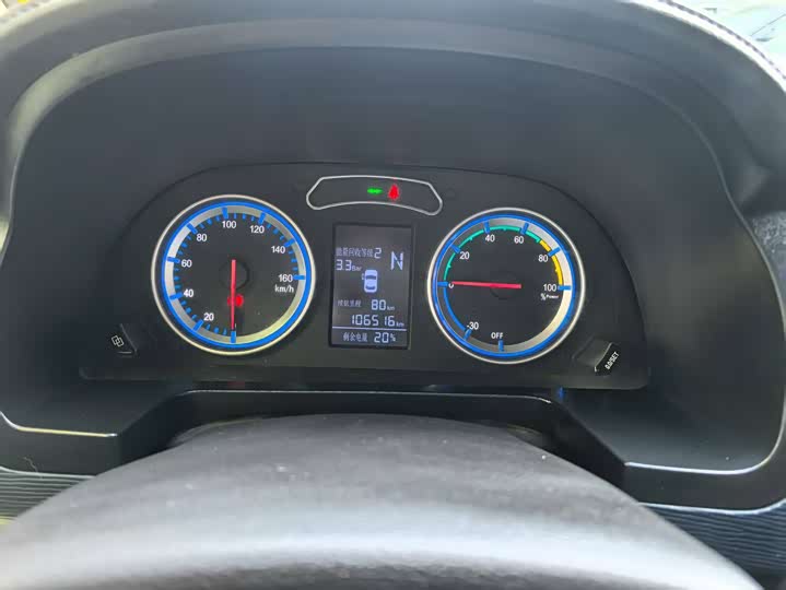 Dongfeng Forthing Lingzhi M5 EV 2022 2022款 普通版 基本型 7座