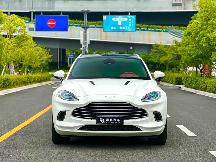 Aston Martin DBX 2022 2022款 3.0T STRAIGHT-SIX