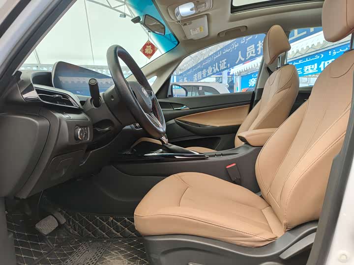 Buick GL6 2021 2021款 323T 轻混动互联豪华型