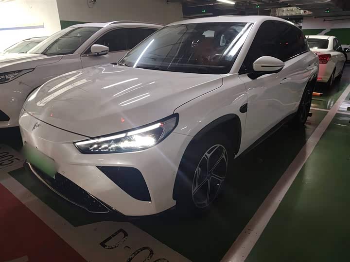 Hozon L 2024 2024款 增程 220 闪充版