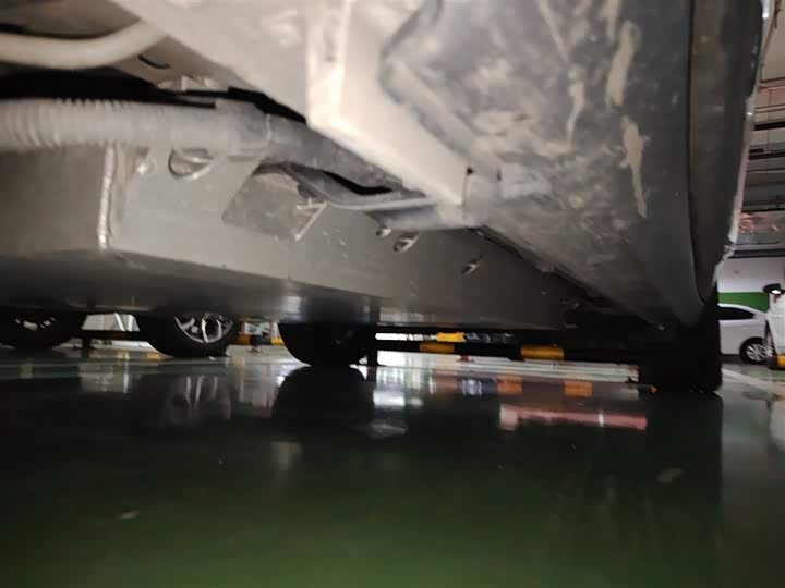 Hozon L 2024 2024款 增程 220 闪充版