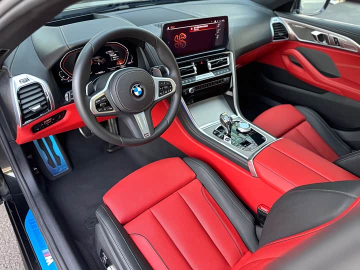 BMW 8 Series 2022 2022款 840i 四门轿跑车 M运动套装