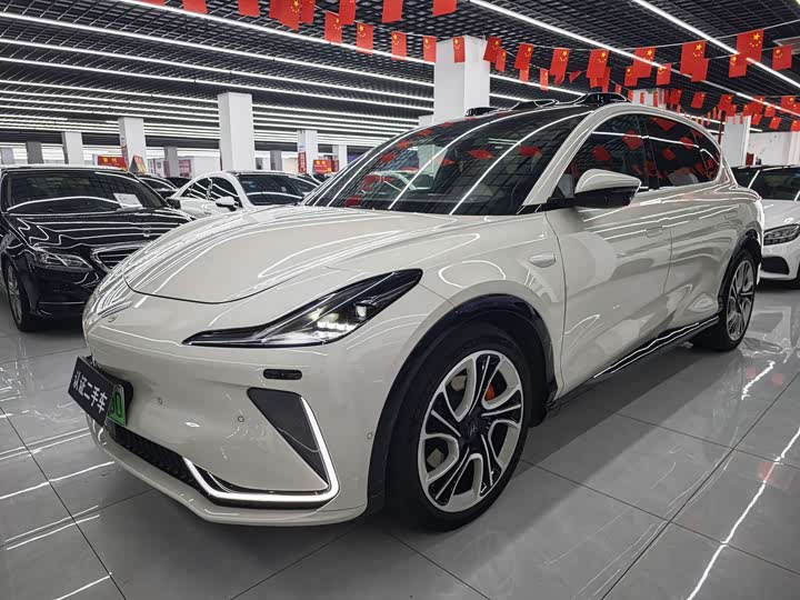 IM motors LS7 2023 2023款 100kWh Pro四驱版