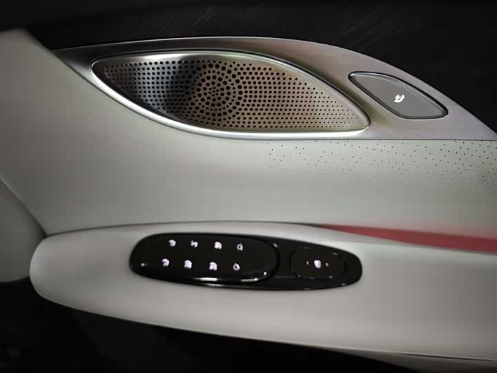 IM motors LS7 2023 2023款 100kWh Pro四驱版