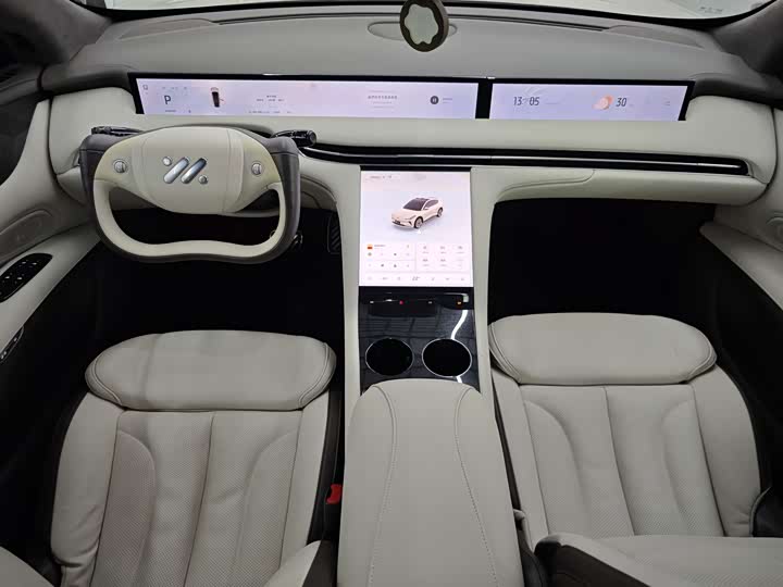 IM motors LS7 2023 2023款 100kWh Pro四驱版