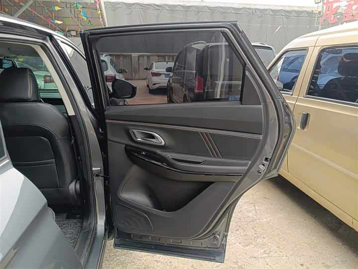 Changan Oshan X7 Plus 2022 2022款 1.5T 蓝鲸版自动尊享型