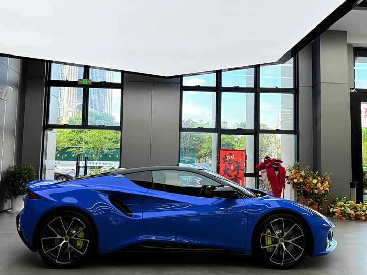 Lotus Emira 2022 2022款 3.5T V6 手动 First Edition