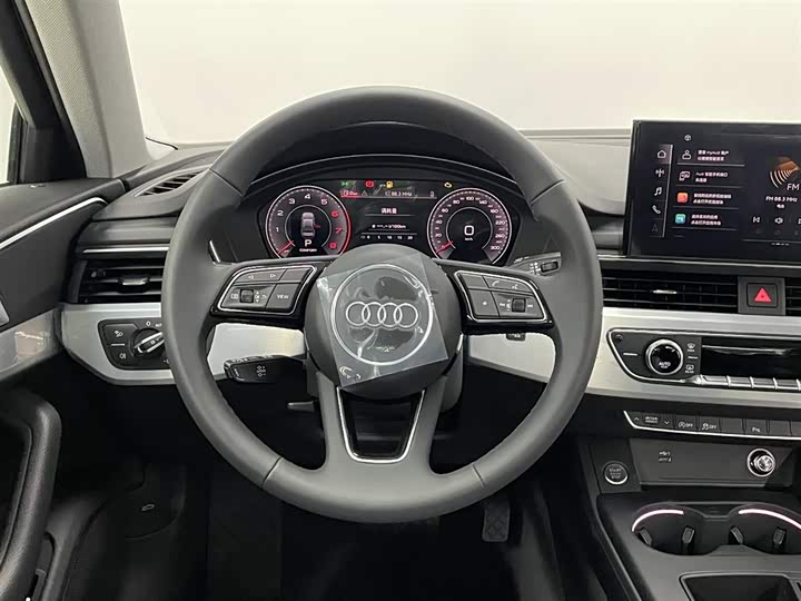 Audi A4L 2024 2024款 40 TFSI 时尚动感型