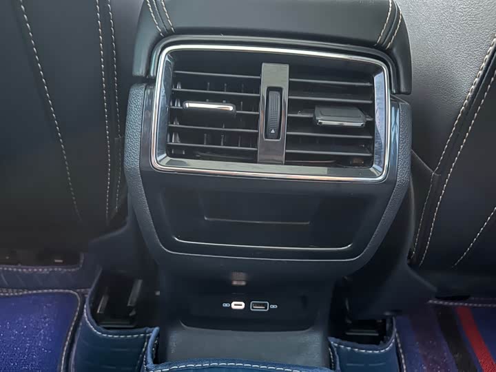 Skoda Kodiaq 2022 2022款 TSI330 7座两驱奢享版