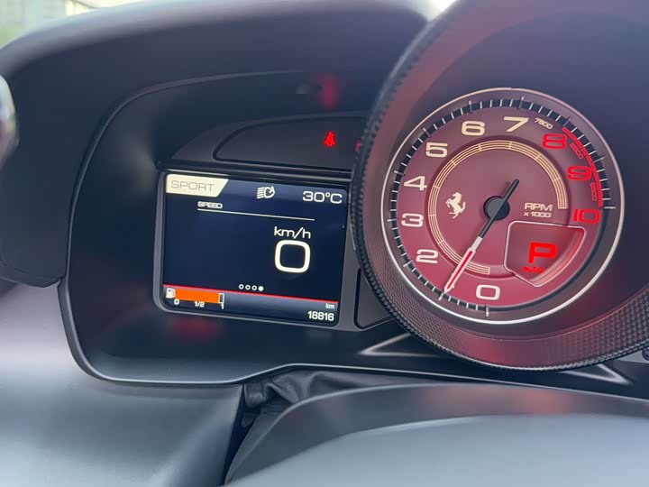 Ferrari F8 2020 2020款 Spider 3.9T V8