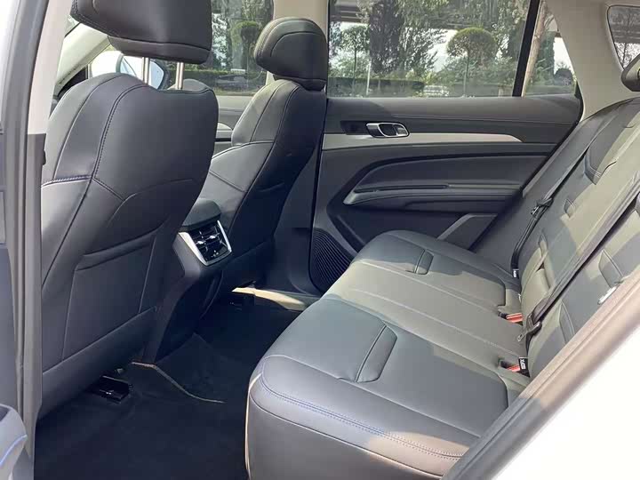 Ford Equator Sport 2025 2025款 EcoBoost 170 铂领型