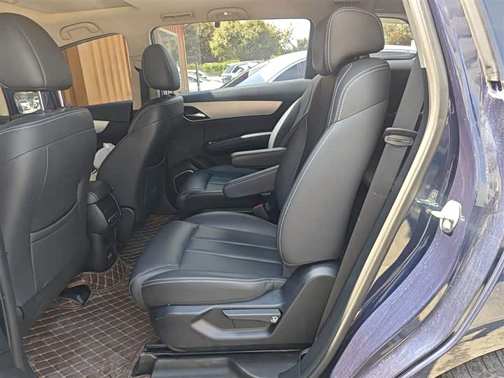 BYD Song Max 2021 2021款 升级版 1.5T 自动豪华型 6座