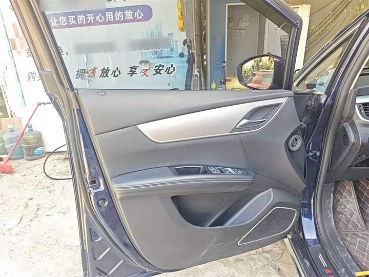 BYD Song Max 2021 2021款 升级版 1.5T 自动豪华型 6座