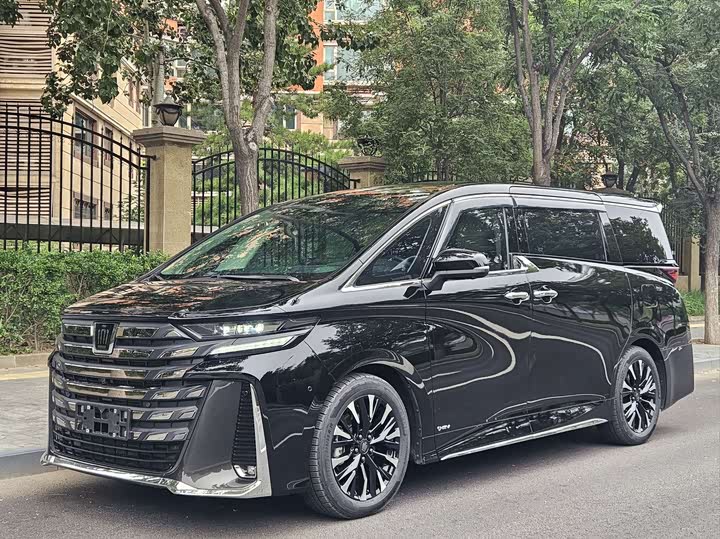 Toyota Vellfire 2024 2024款 皇冠 双擎 2.5L 至尊行政版