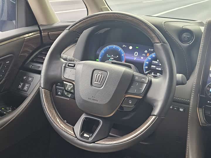 Toyota Vellfire 2024 2024款 皇冠 双擎 2.5L 至尊行政版