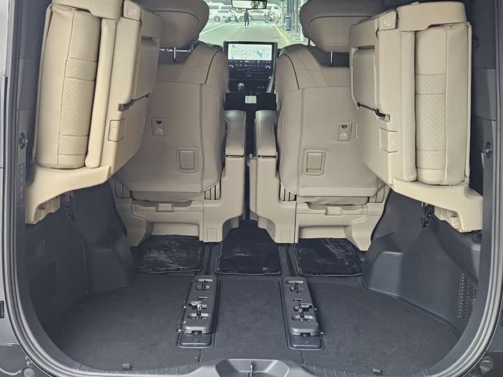 Toyota Vellfire 2024 2024款 皇冠 双擎 2.5L 至尊行政版