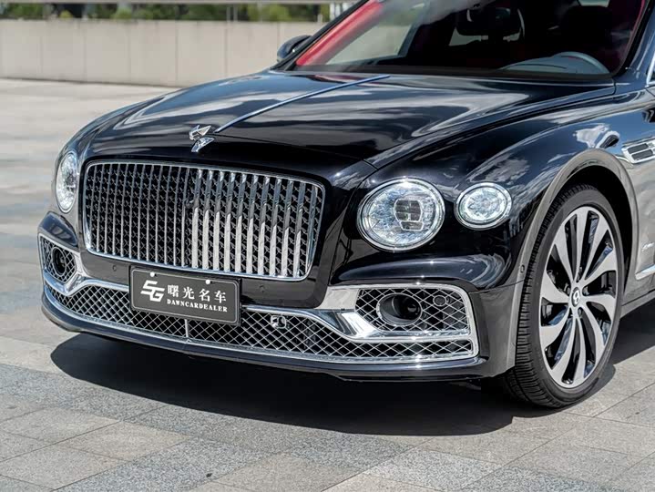 Bentley Flying Spur 2024 2024款 4.0T V8 雅度版