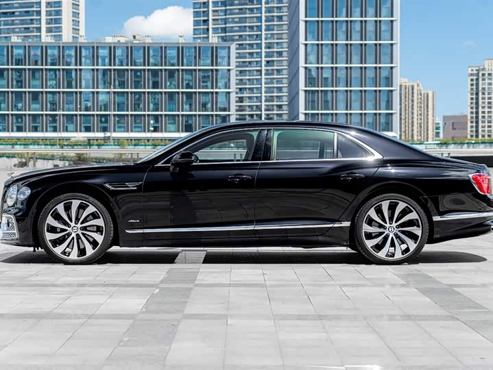 Bentley Flying Spur 2024 2024款 4.0T V8 雅度版