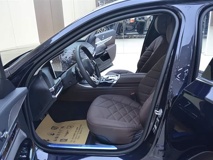 BMW 7 Series 2023 2023款 735Li M运动套装