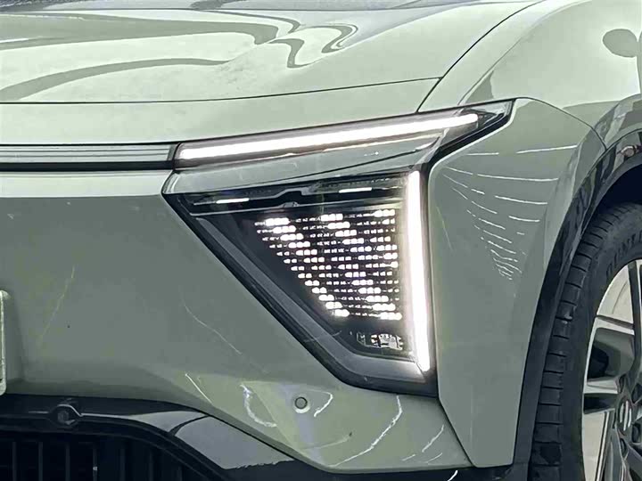 HiPhi Y 2023 2023款 560km 先锋版