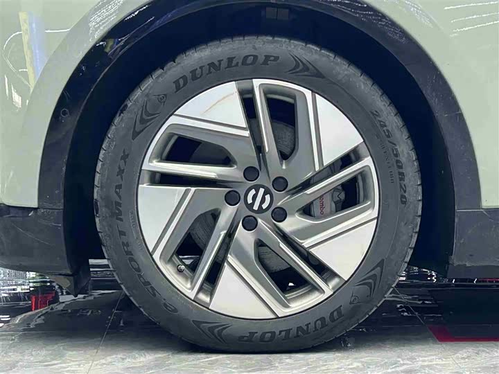 HiPhi Y 2023 2023款 560km 先锋版