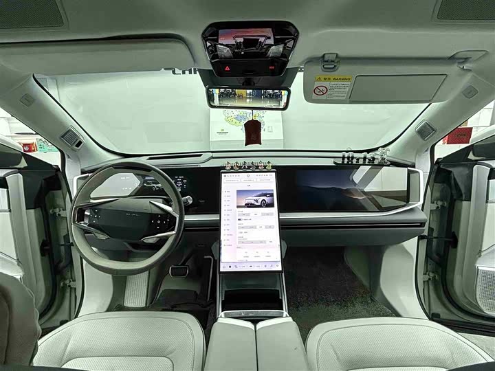 HiPhi Y 2023 2023款 560km 先锋版