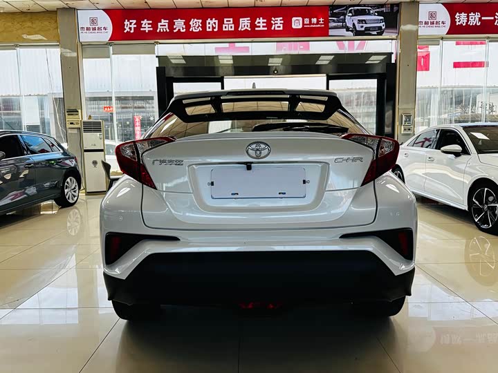Toyota C-HR 2022 2022款 2.0L 舒适版