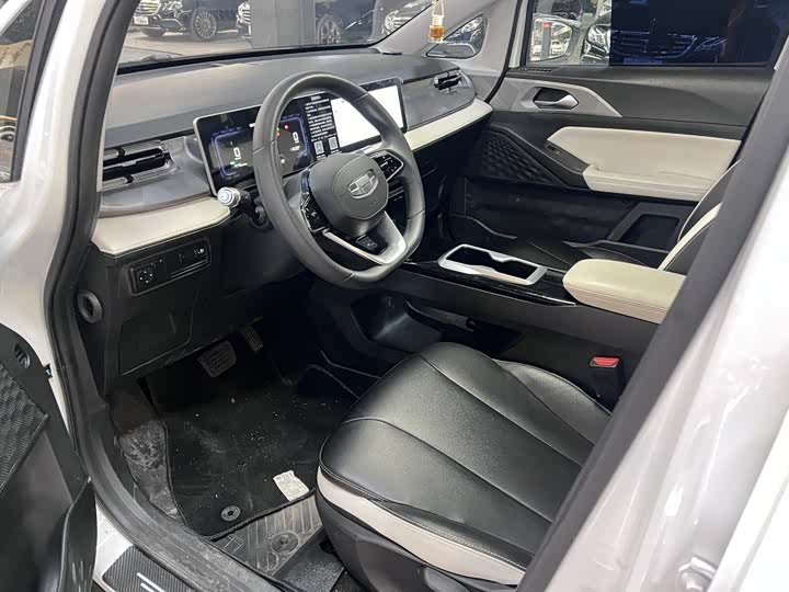 Geely Geometry E Firefly 2024 2024款 301km 流光