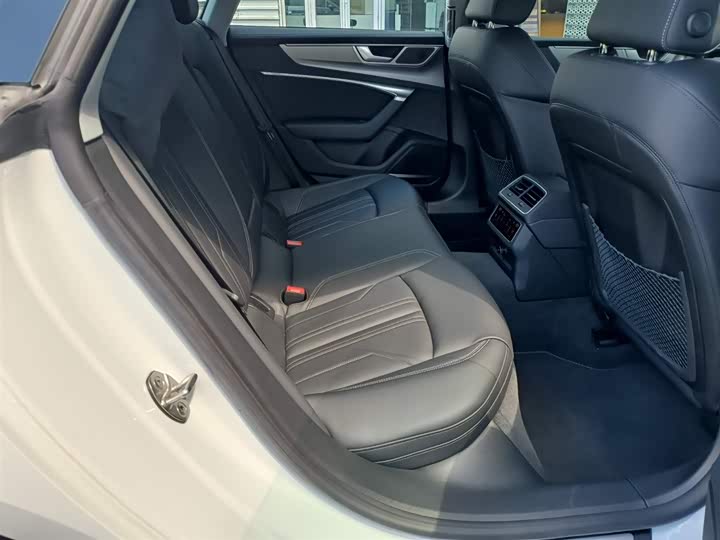 Audi A7 2024 2024款 45 TFSI 臻选型