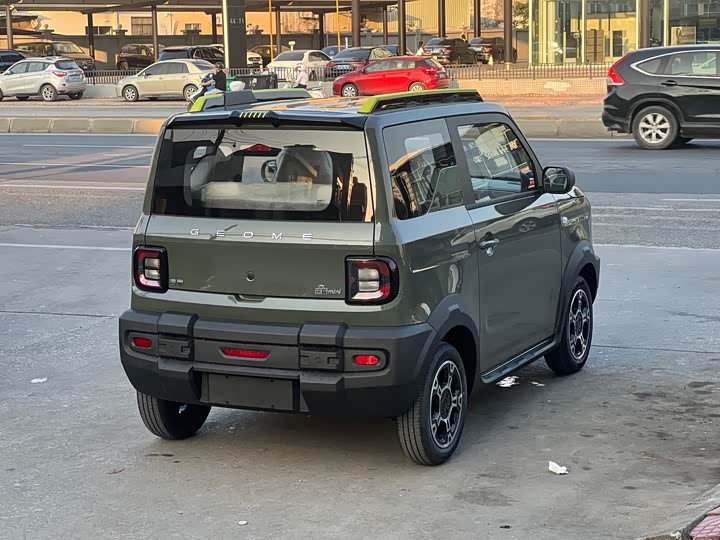 Geely Galaxy Panda Mini 2025 2025款 210km 熊猫骑士