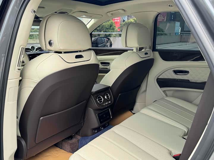 Bentley Bentayga Hybrid 2024 2024款 3.0T PHEV