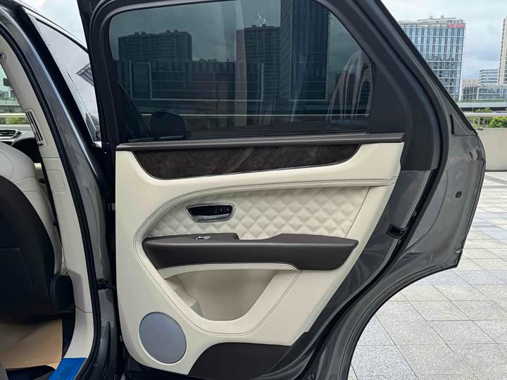 Bentley Bentayga Hybrid 2024 2024款 3.0T PHEV