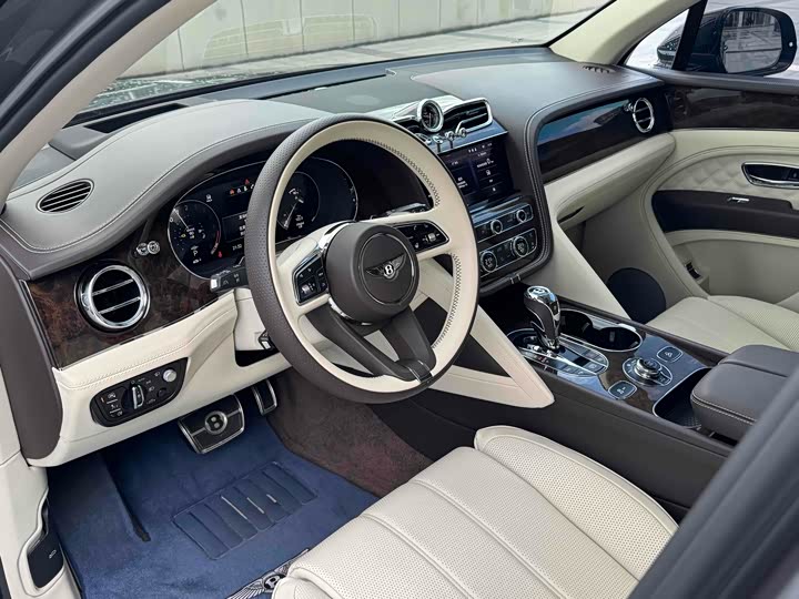 Bentley Bentayga Hybrid 2024 2024款 3.0T PHEV