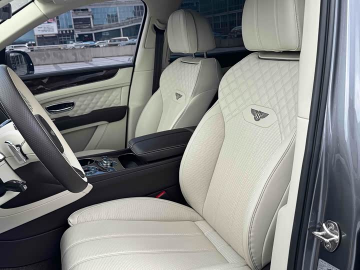 Bentley Bentayga Hybrid 2024 2024款 3.0T PHEV