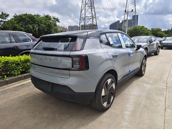 Volvo EX30 2025 2025款 后驱长续航版 Plus