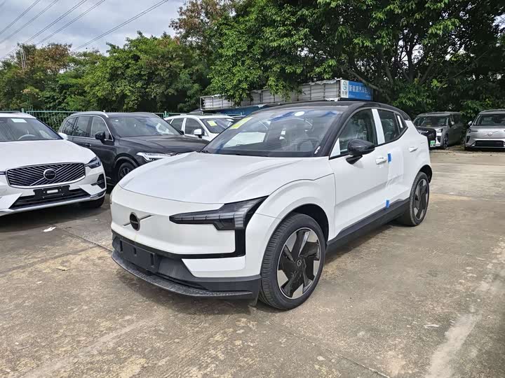 Volvo EX30 2025 2025款 后驱长续航版 Plus
