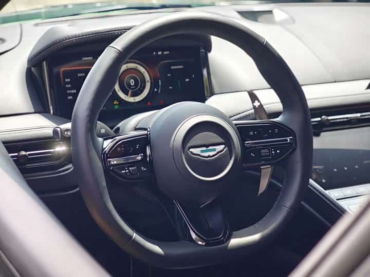 Aston Martin DB12 2025 2025款 4.0T V8 Coupe