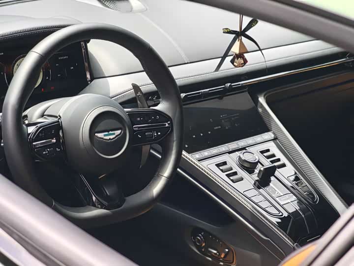 Aston Martin DB12 2025 2025款 4.0T V8 Coupe