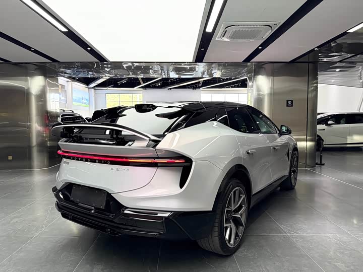 Lotus Eletre 2023 2023款 ELETRE S+