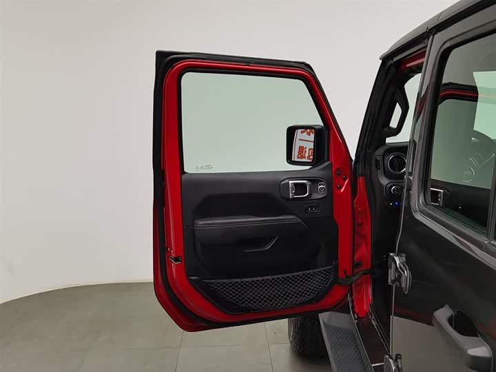 Jeep Wrangler Hybrid 2021 2021款 四门 2.0T 4xe 撒哈拉先行版