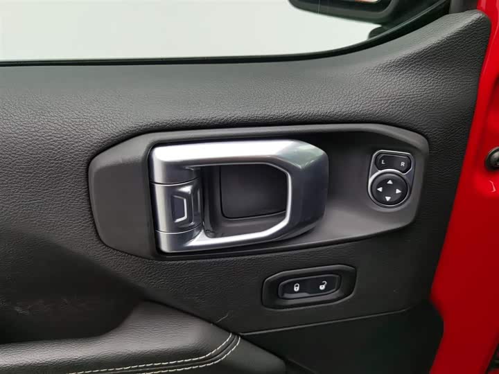 Jeep Wrangler Hybrid 2021 2021款 四门 2.0T 4xe 撒哈拉先行版