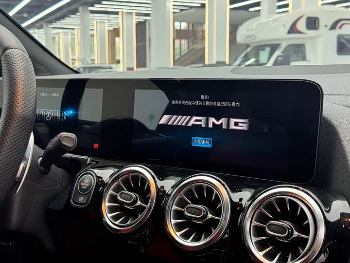 Mercedes-Benz GLA-Class AMG 2023 2023款 AMG GLA 35 4MATIC